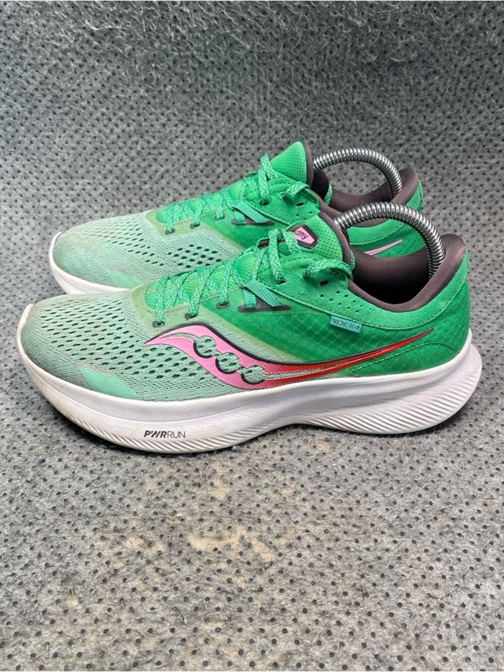 Saucony Ride 16 Green Running Shoes Size 8 Women’s